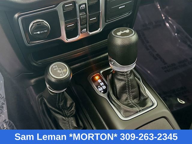 Used 2024 Jeep Wrangler Sahara w/ Technology Group image 17