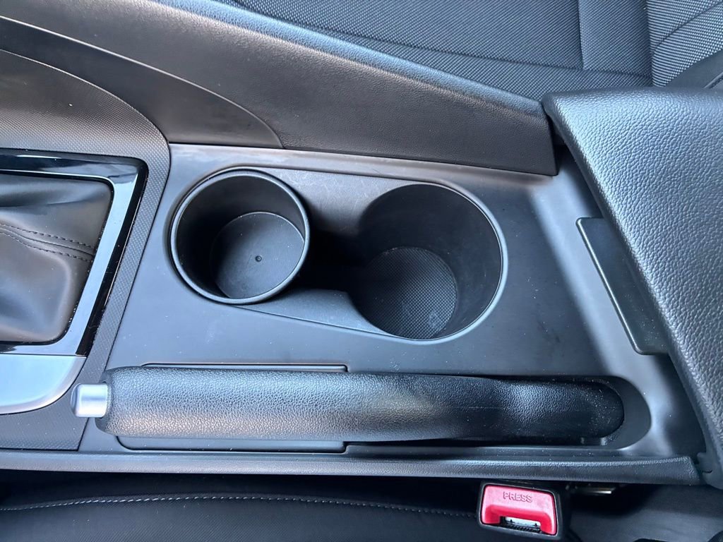 Used 2024 Hyundai Elantra SE FWD image 33