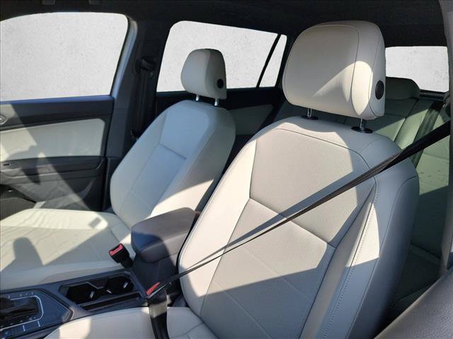 Used 2019 Volkswagen Tiguan SEL Premium R-Line FWD image 13