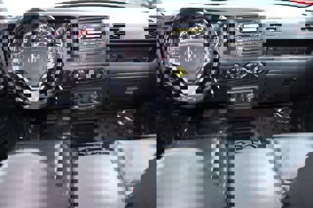 Used 2013 Honda Ridgeline RTL image 2