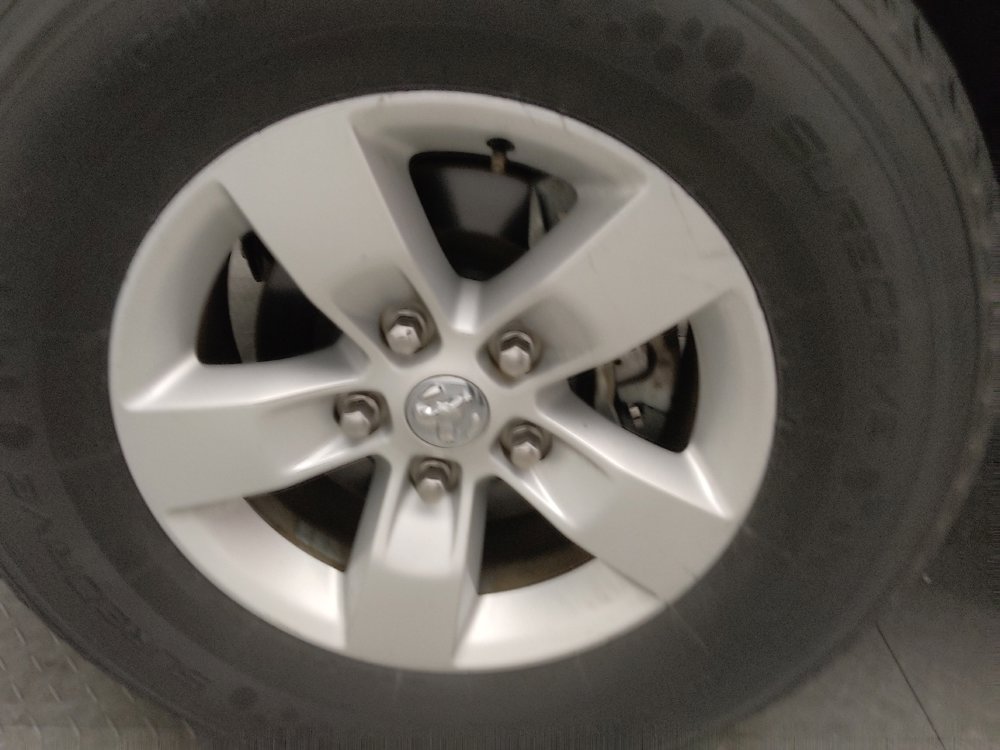 Used 2021 RAM 1500 Classic SLT image 31