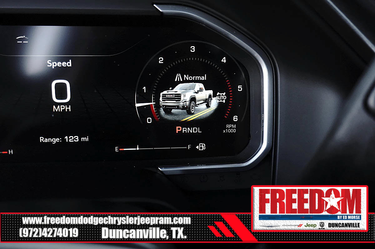 Used 2026 GMC Sierra 2500 AT4X AWD/4WD image 32