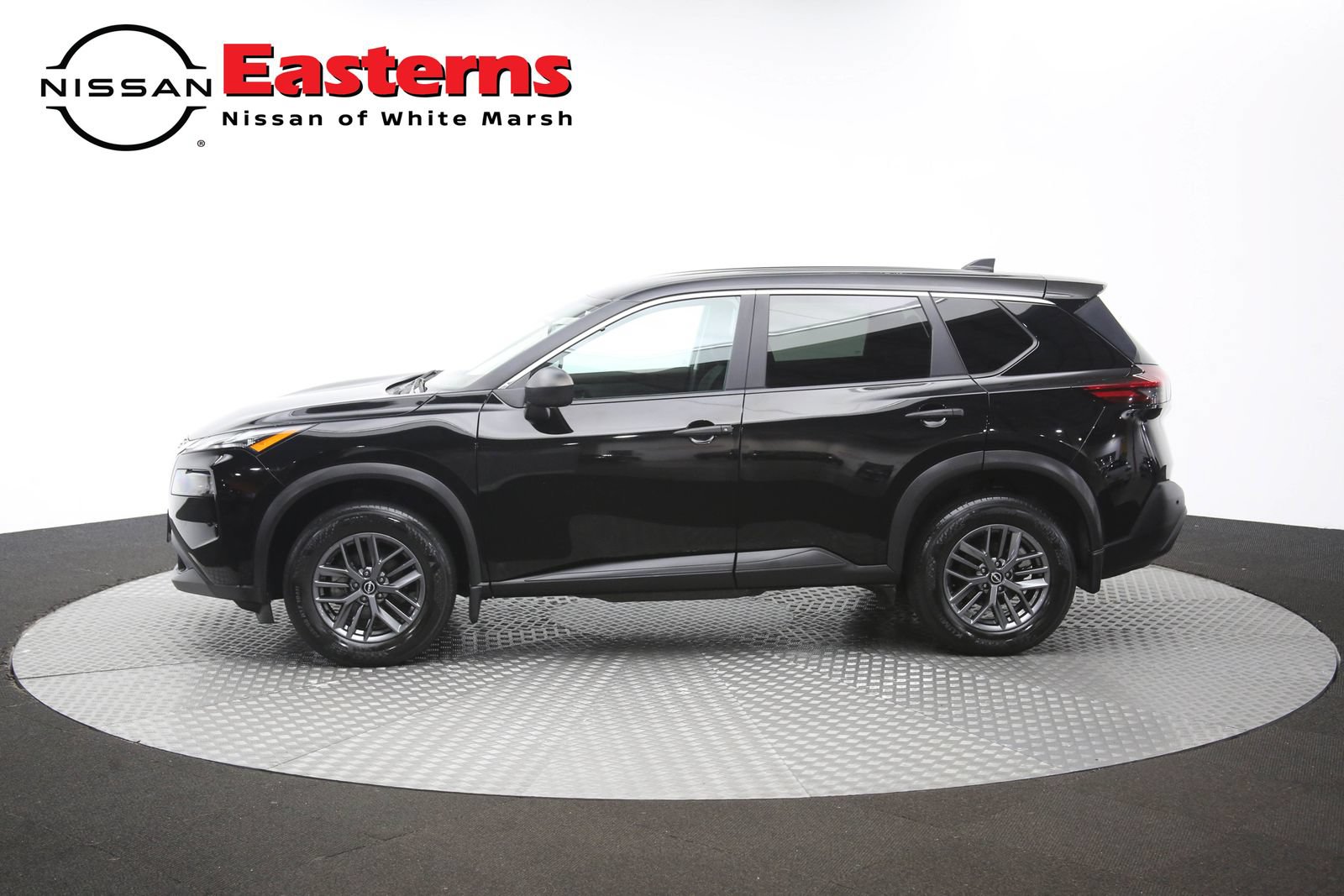 Used 2023 Nissan Rogue S AWD/4WD image 56