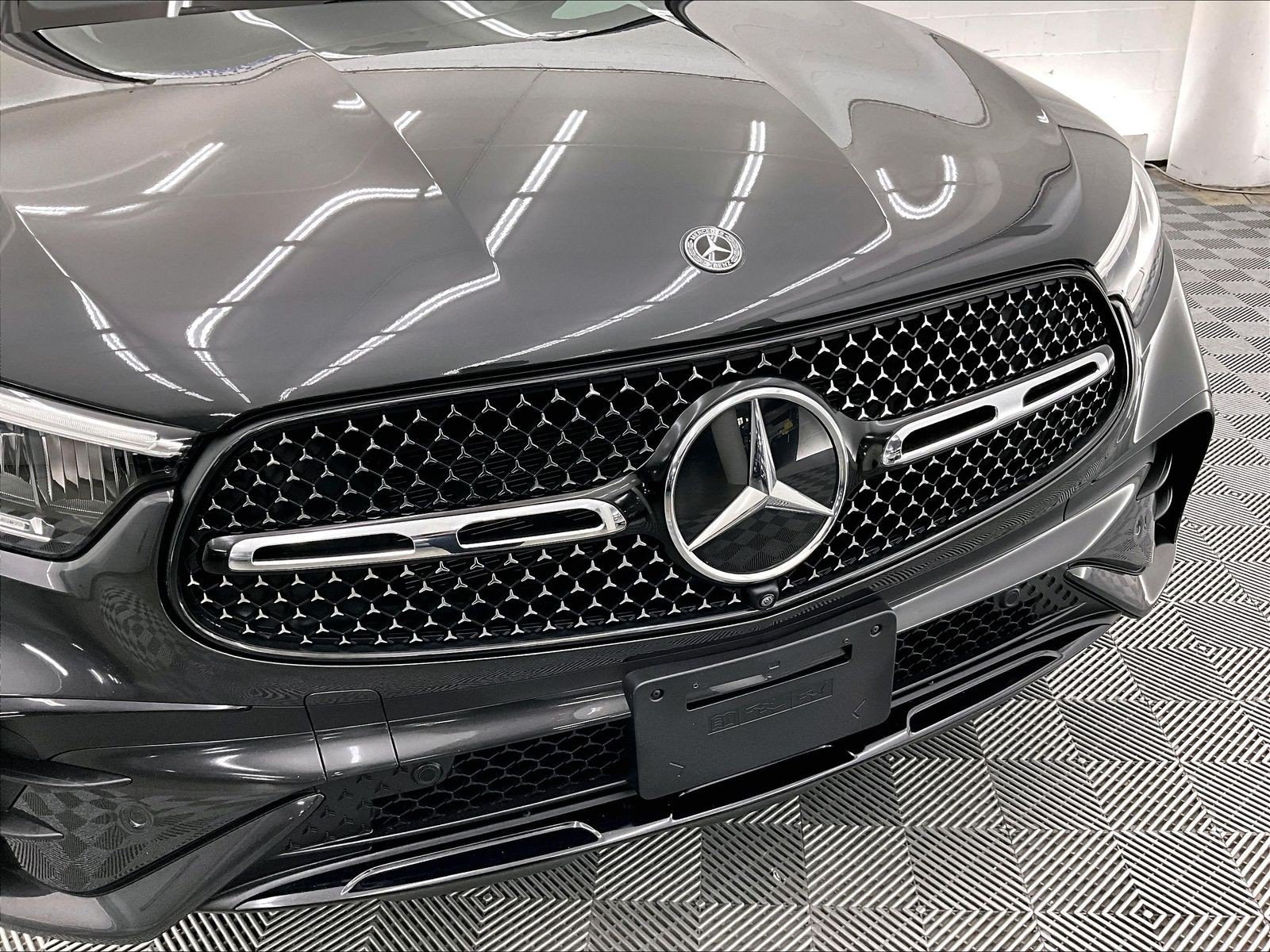 Certified 2025 Mercedes-Benz GLC 300 4MATIC w/ AMG Line image 31