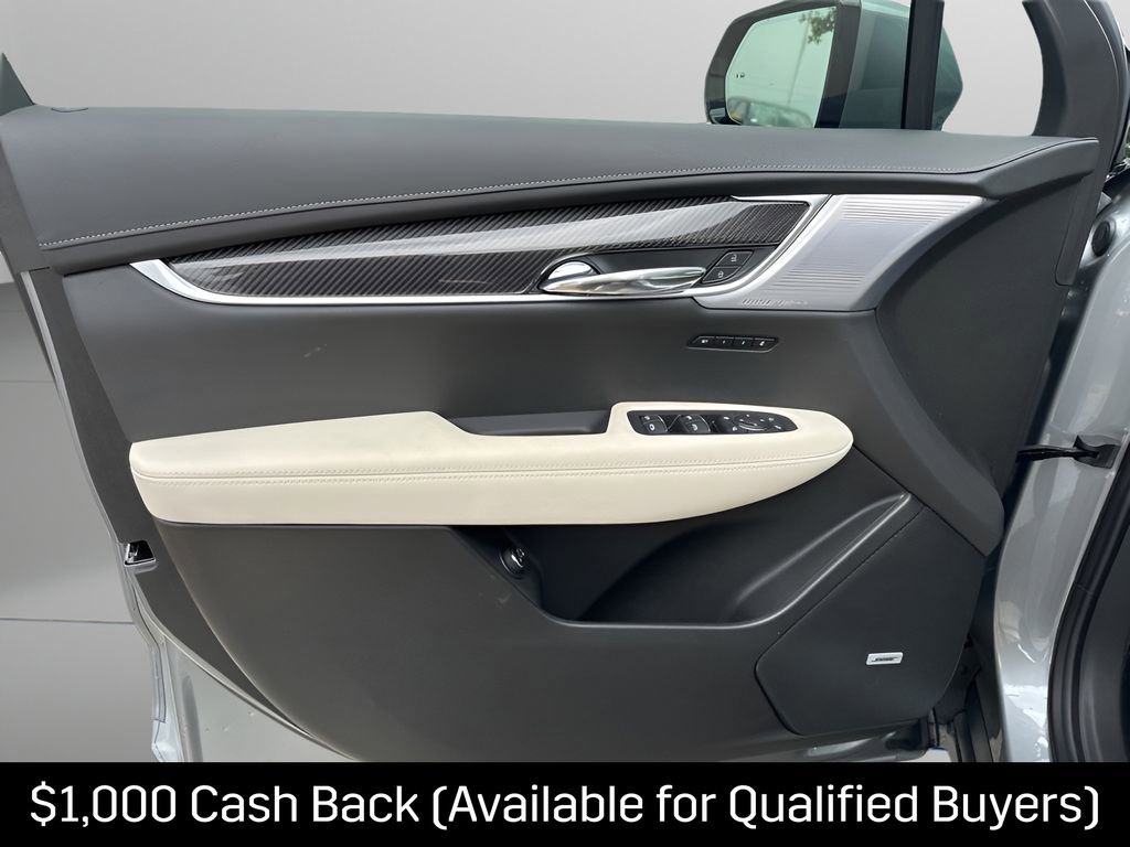 New 2025 Cadillac XT6 Sport w/ Technology Package AWD/4WD image 21