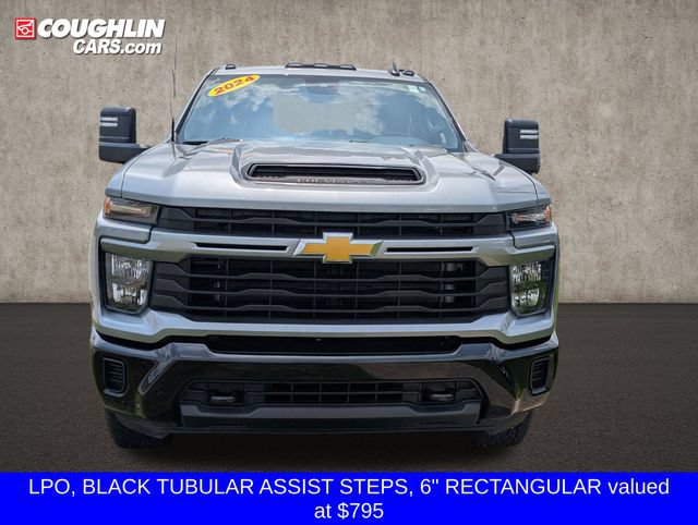 Used 2024 Chevrolet Silverado 2500 Custom w/ Custom Value Package AWD/4WD image 2