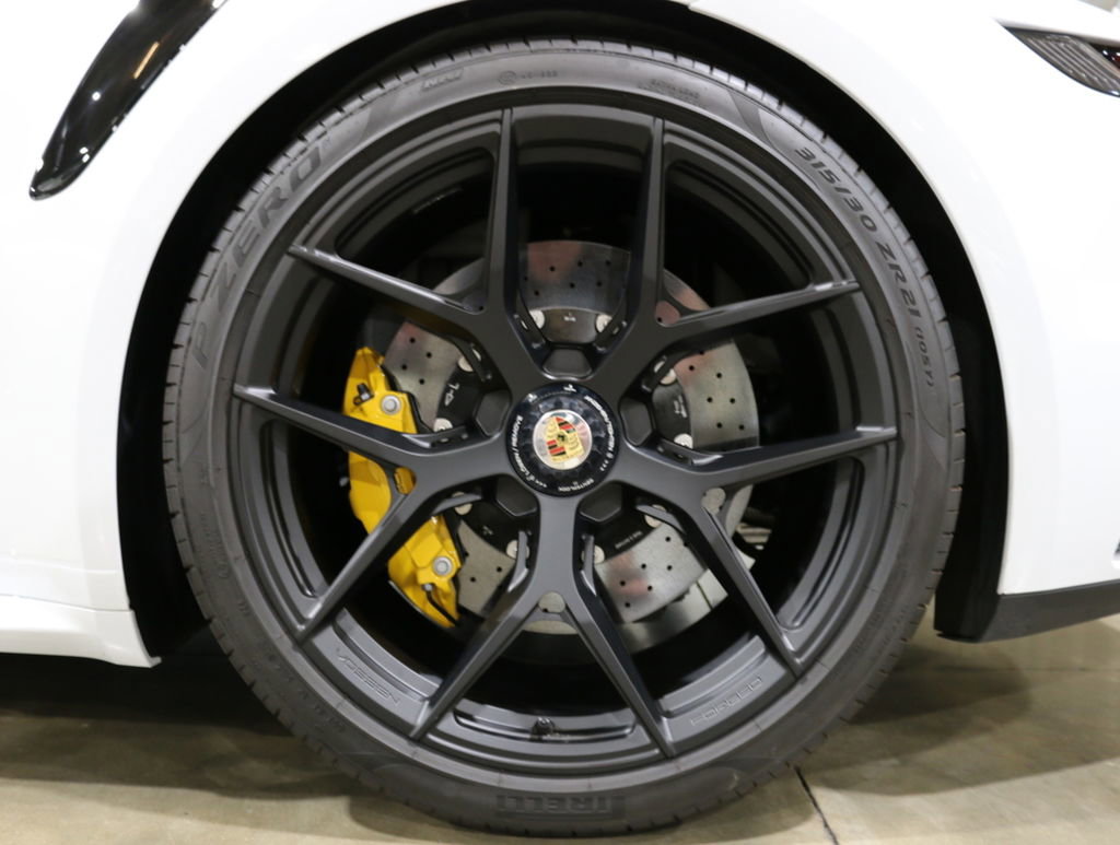 Used 2021 Porsche 911 Coupe image 18