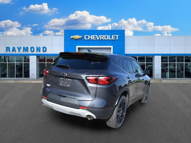 Used 2021 Chevrolet Blazer LT w/ LPO, Black Accent Package FWD image 3