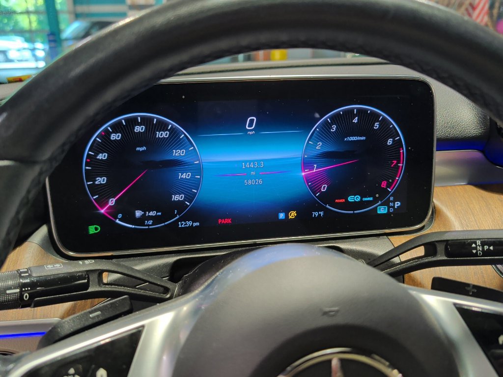 Used 2022 Mercedes-Benz C 300 4MATIC Sedan image 4
