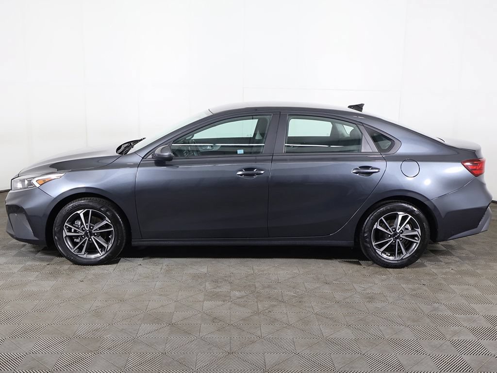 Used 2023 Kia Forte LXS FWD image 15