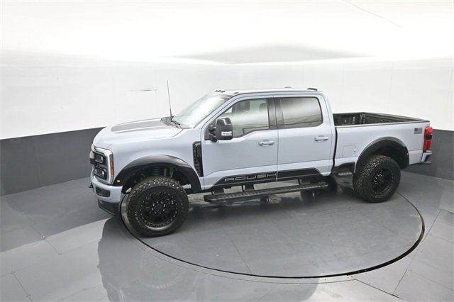 New 2026 Ford F250 Lariat w/ Black Appearance Package image 21
