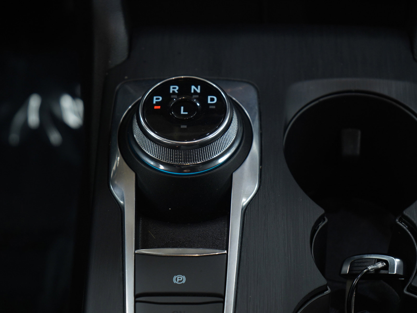 Used 2025 Ford Escape ST-Line image 21