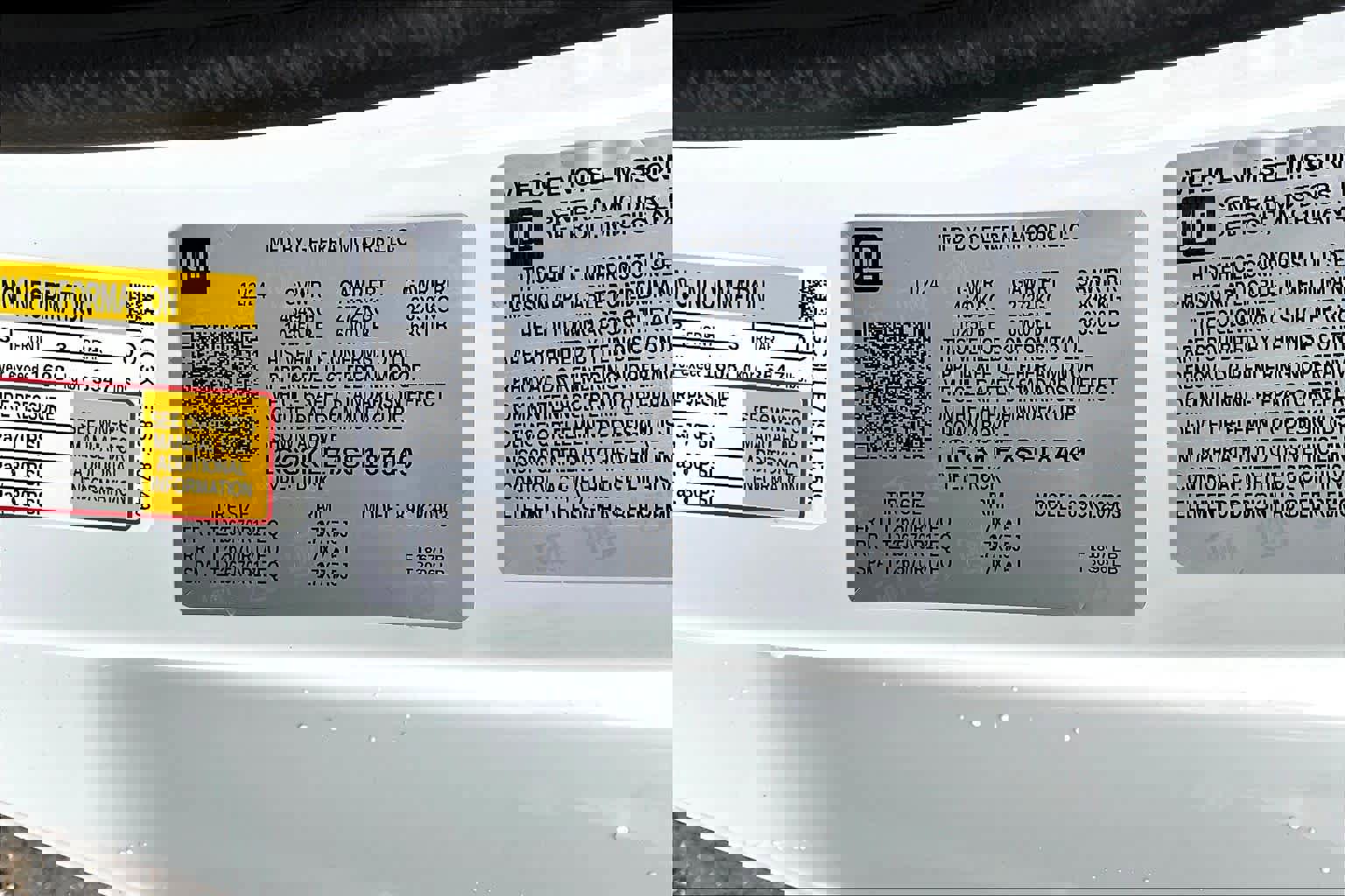 Used 2025 Chevrolet Silverado 2500 W/T w/ Snow Plow Prep/Camper Package image 33