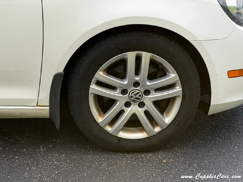 Used 2011 Volkswagen Jetta TDI FWD image 45