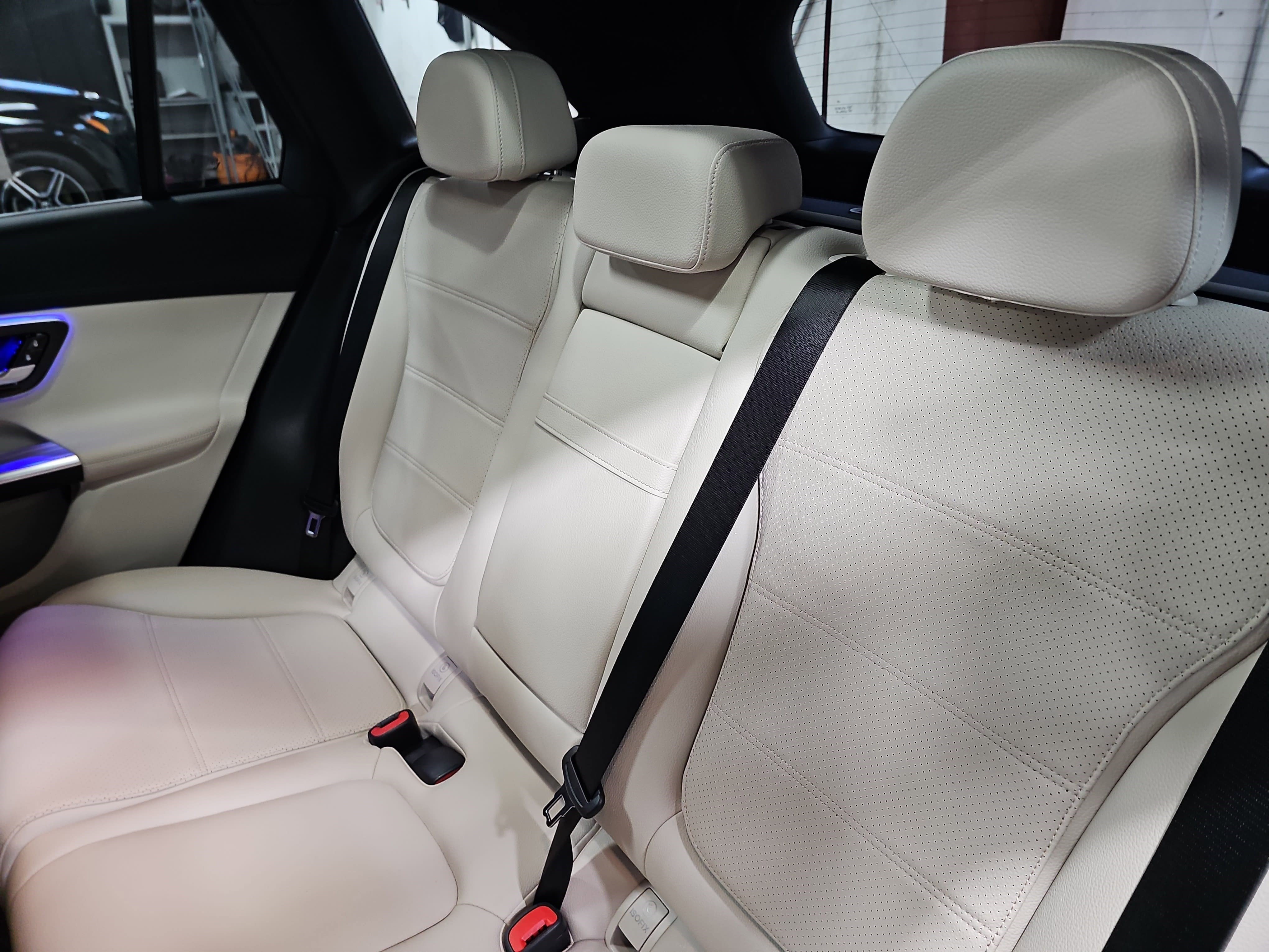 Used 2023 Mercedes-Benz GLC 300 image 16