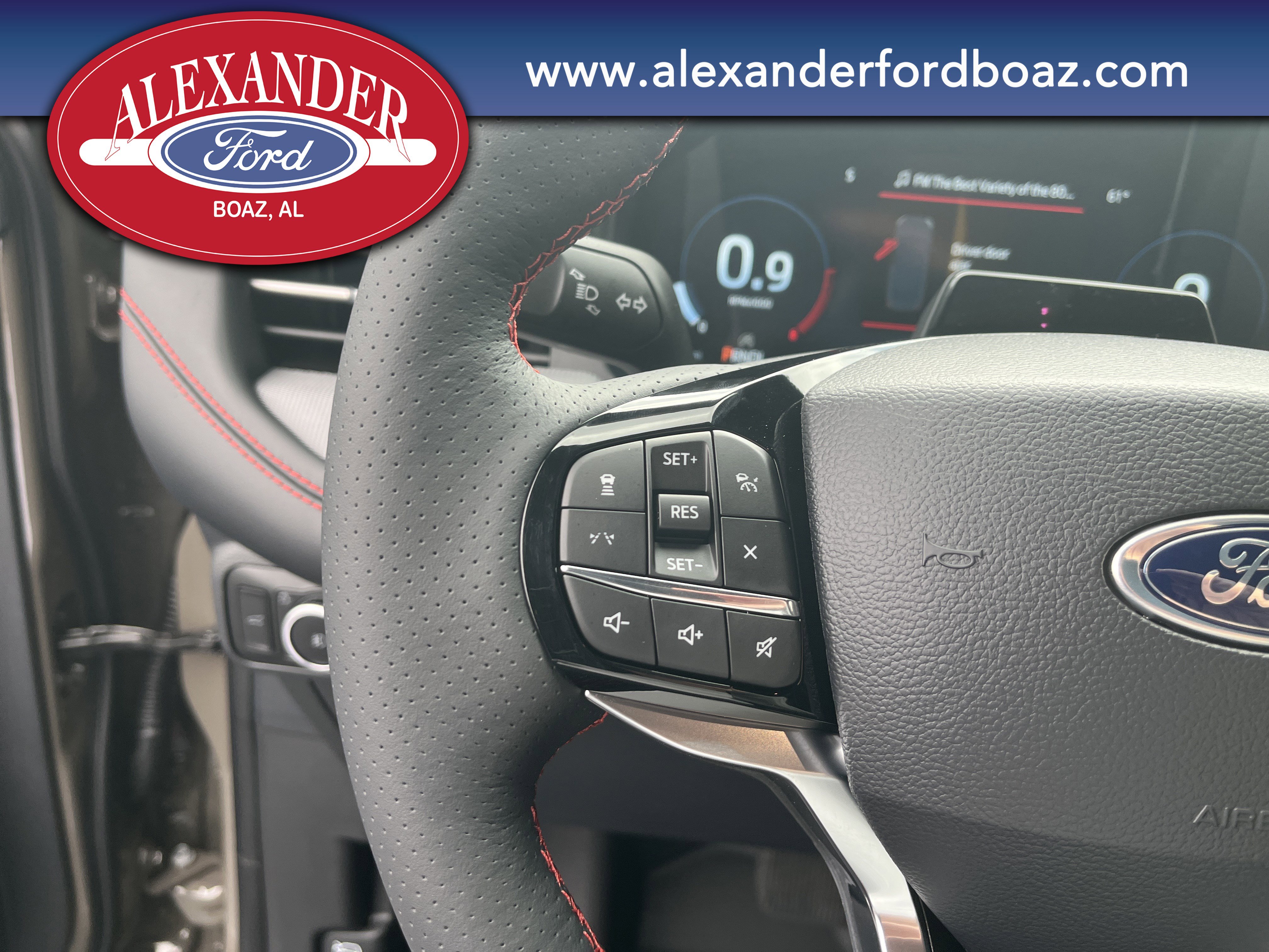 New 2026 Ford Explorer ST-Line w/ ST-Line Street Pack image 23