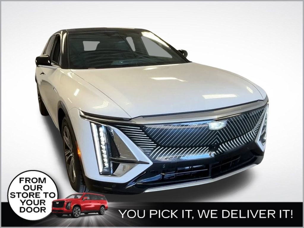 New 2025 Cadillac Lyriq Luxury video 2