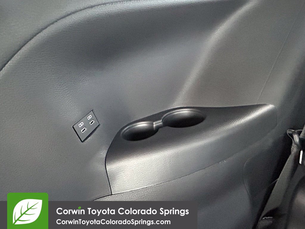 New 2026 Toyota Sienna Platinum AWD/4WD image 22