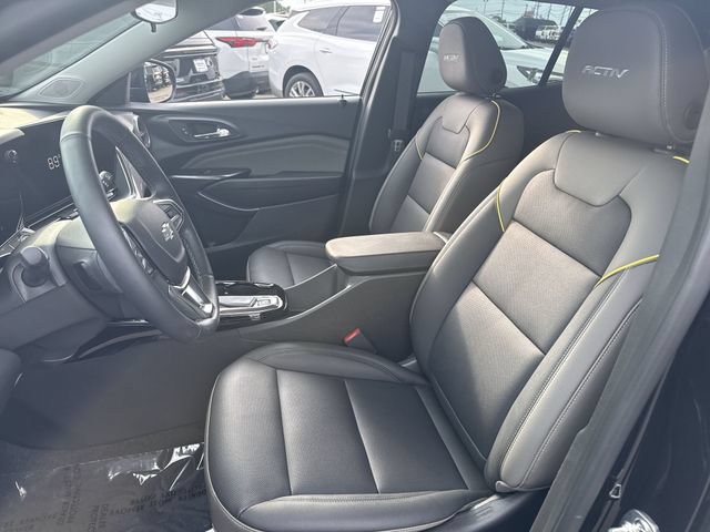 Used 2025 Chevrolet Trax ACTIV w/ Driver Confidence Package FWD image 11