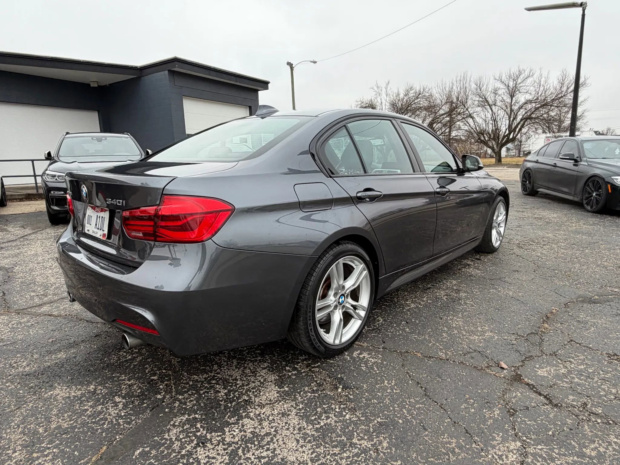 Used 2018 BMW 340i xDrive Sedan w/ Premium Package image 9