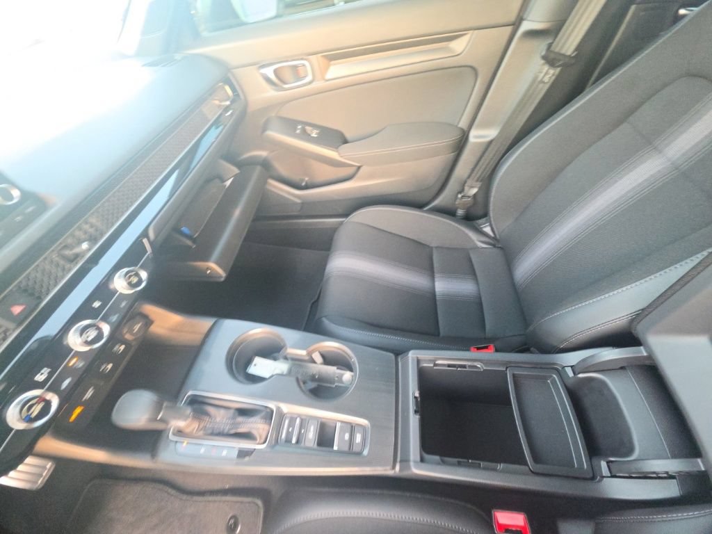 Used 2025 Honda Civic Sport image 23