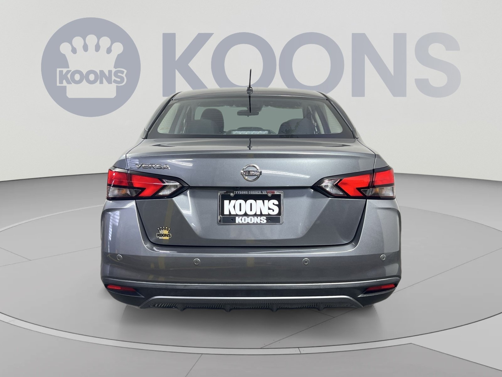 Used 2021 Nissan Versa S FWD image 5