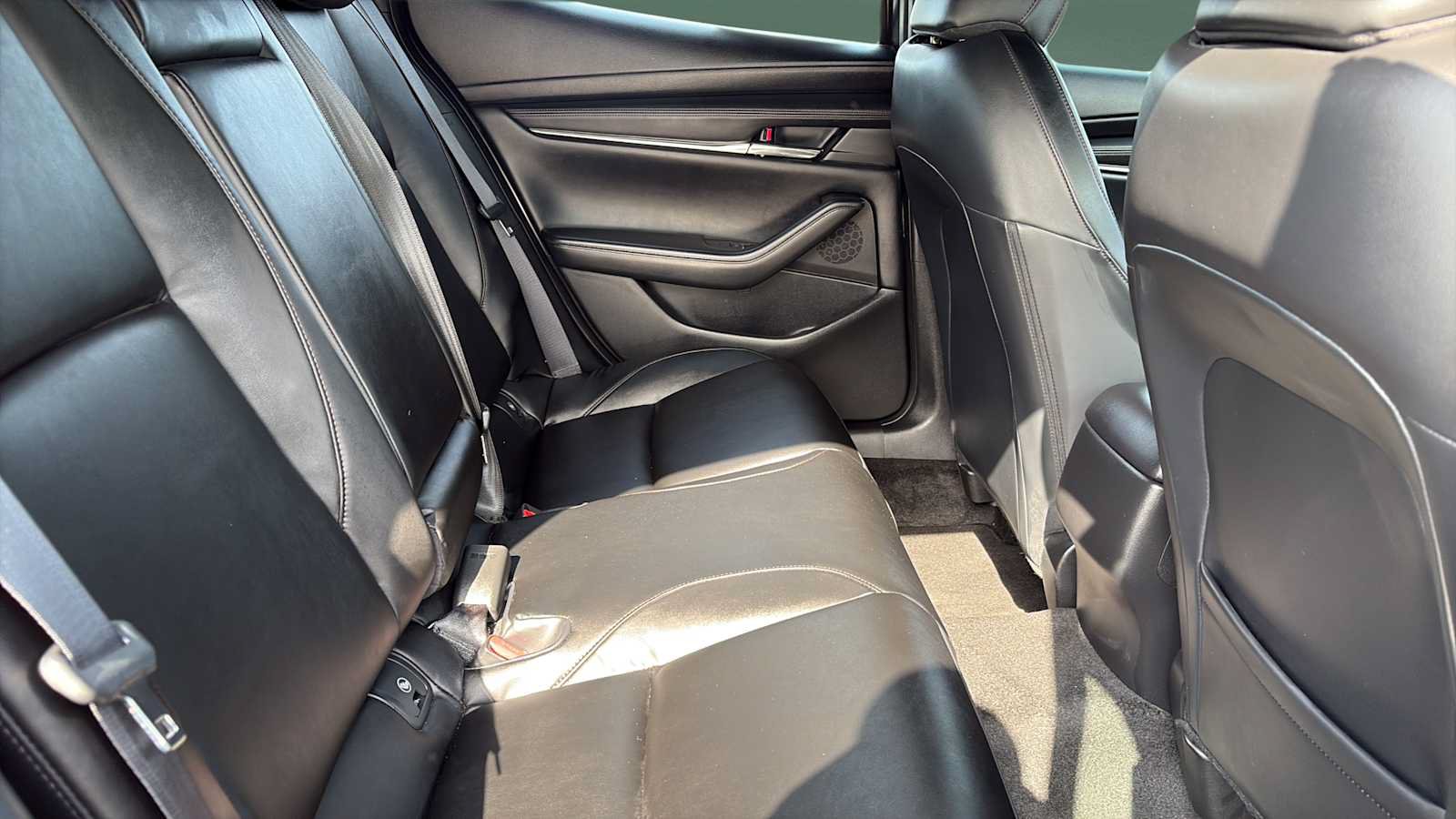 Used 2024 MAZDA MAZDA3 s FWD image 21