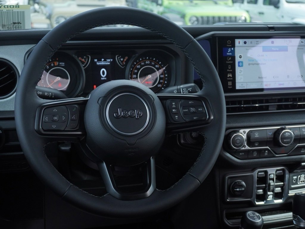 New 2025 Jeep Gladiator Sport S image 28