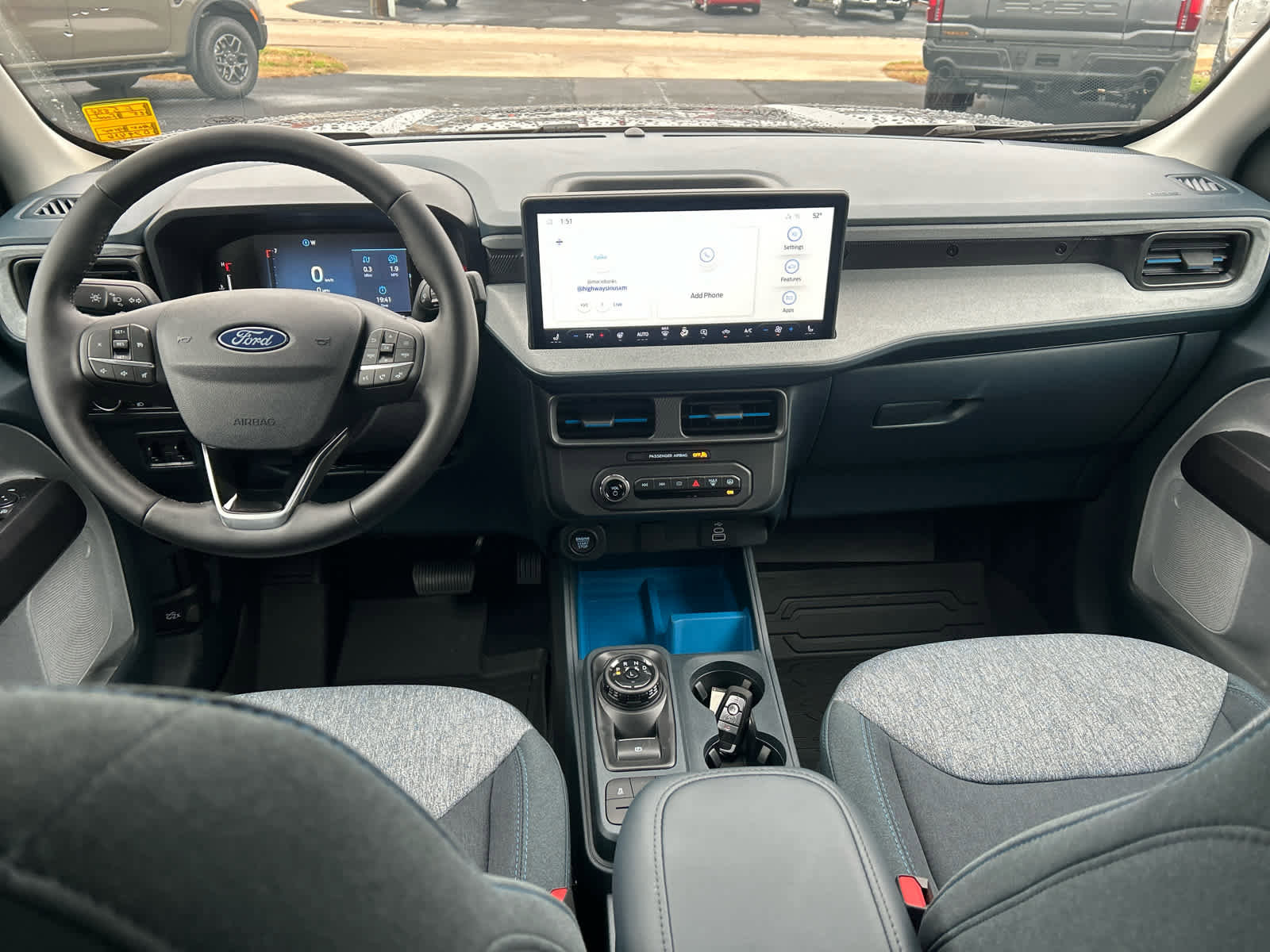 New 2025 Ford Maverick XLT w/ XLT Luxury Package image 14