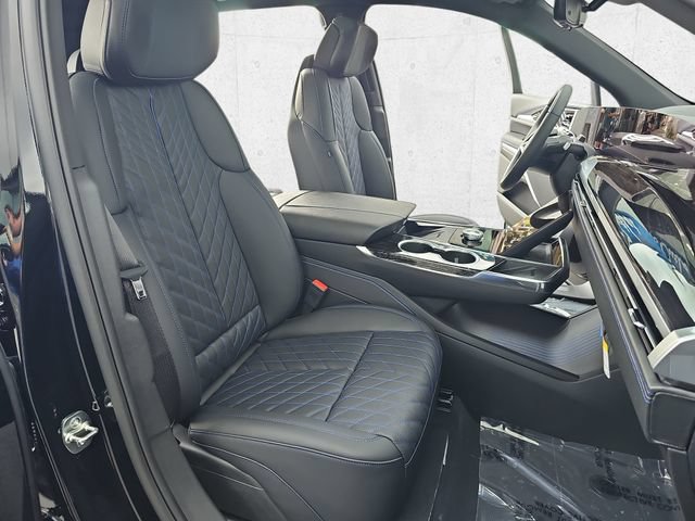 Used 2026 Cadillac Escalade IQ Sport 1 w/ LPO, Floor Liner Package AWD/4WD image 10