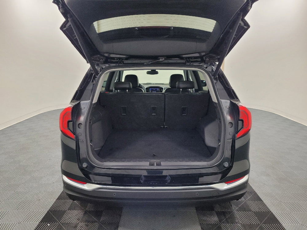 Used 2020 GMC Terrain SLT w/ Preferred Package image 29