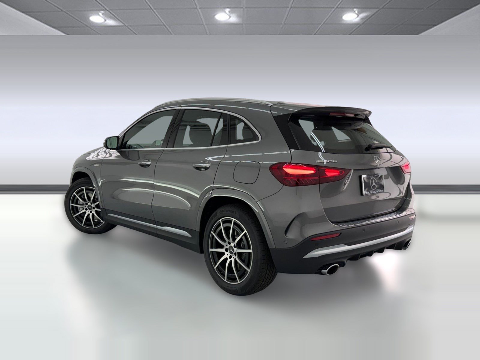 New 2026 Mercedes-Benz GLA 35 AMG 4MATIC image 3