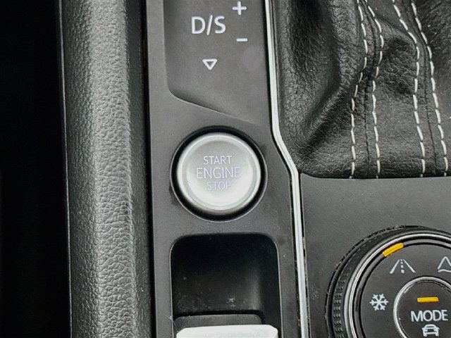 Used 2022 Volkswagen Atlas Cross Sport SEL Premium R-Line AWD/4WD image 20