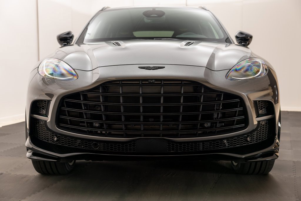 New 2025 Aston Martin DBX 707 image 3