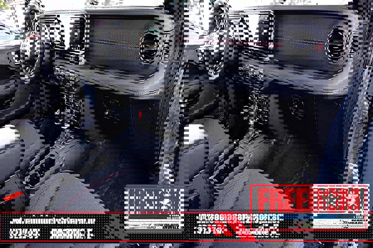 Certified 2025 Jeep Gladiator Rubicon w/ Convenience Group AWD/4WD image 11