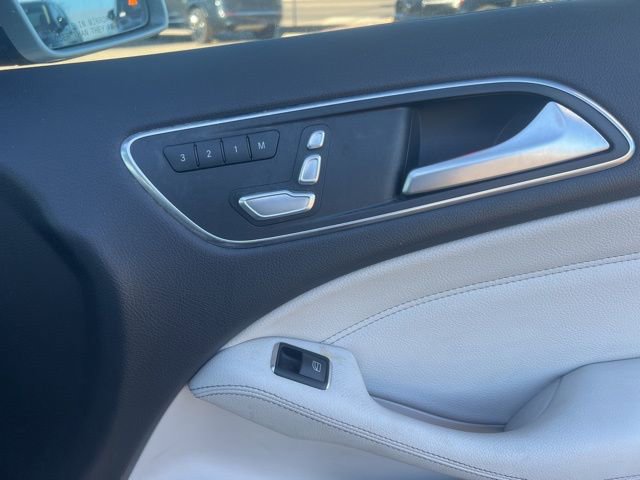 Used 2016 Mercedes-Benz B 250e image 12