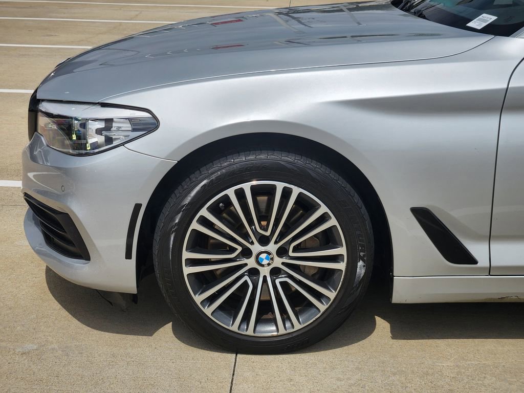 Used 2020 BMW 530i xDrive w/ Convenience Package AWD/4WD image 8