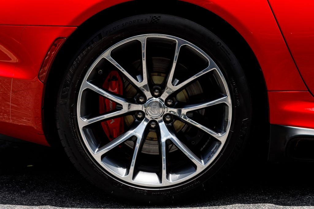 Used 2017 Dodge Viper GTC RWD image 27