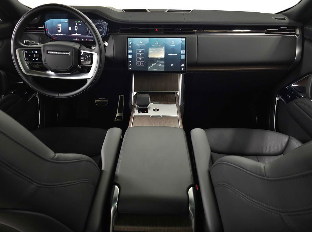 Certified 2025 Land Rover Range Rover SE AWD/4WD image 14