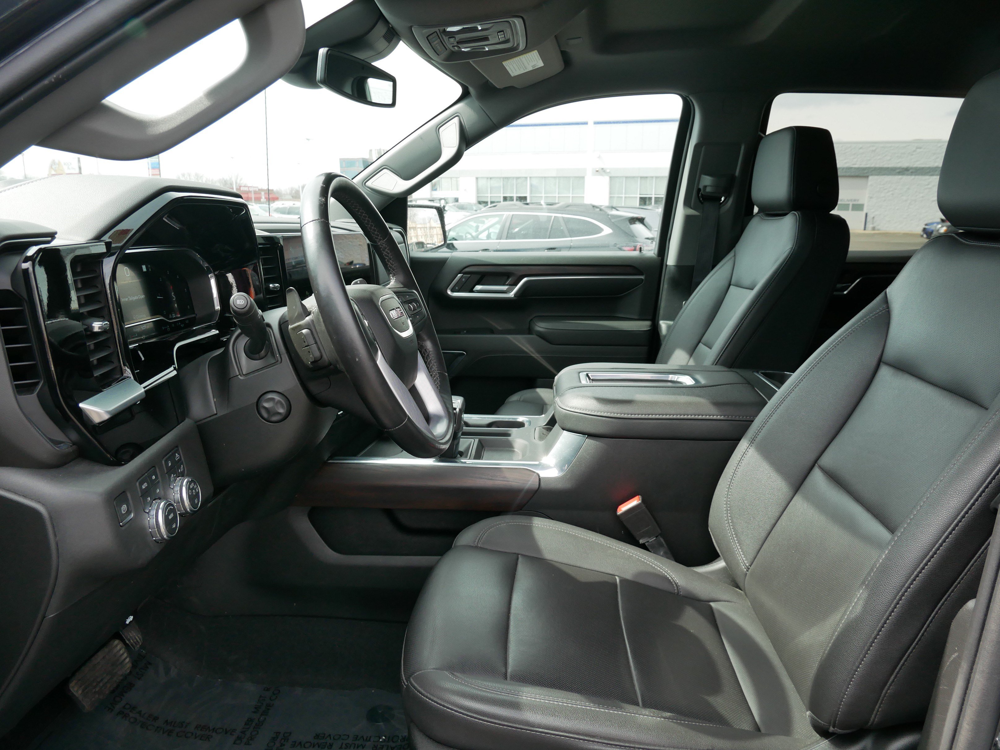 Used 2022 GMC Sierra 1500 SLT w/ SLT Premium Plus Package AWD/4WD image 33