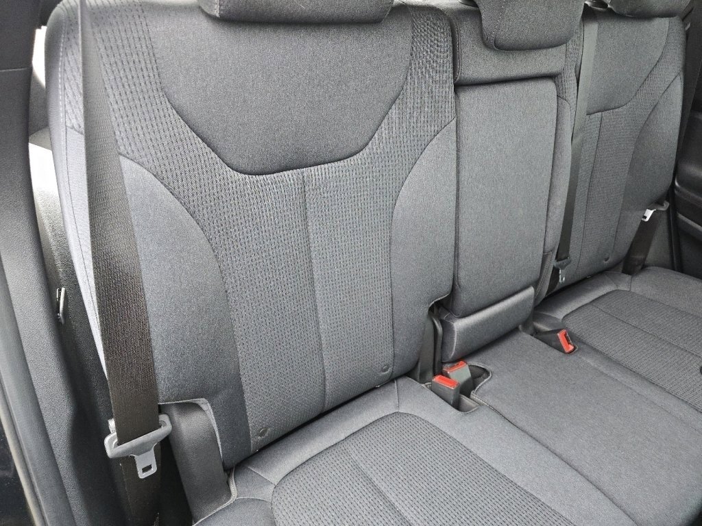 Used 2023 Hyundai Santa Fe SEL image 24