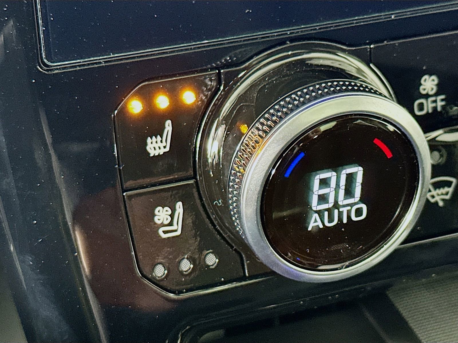 New 2026 Toyota Highlander Platinum image 21