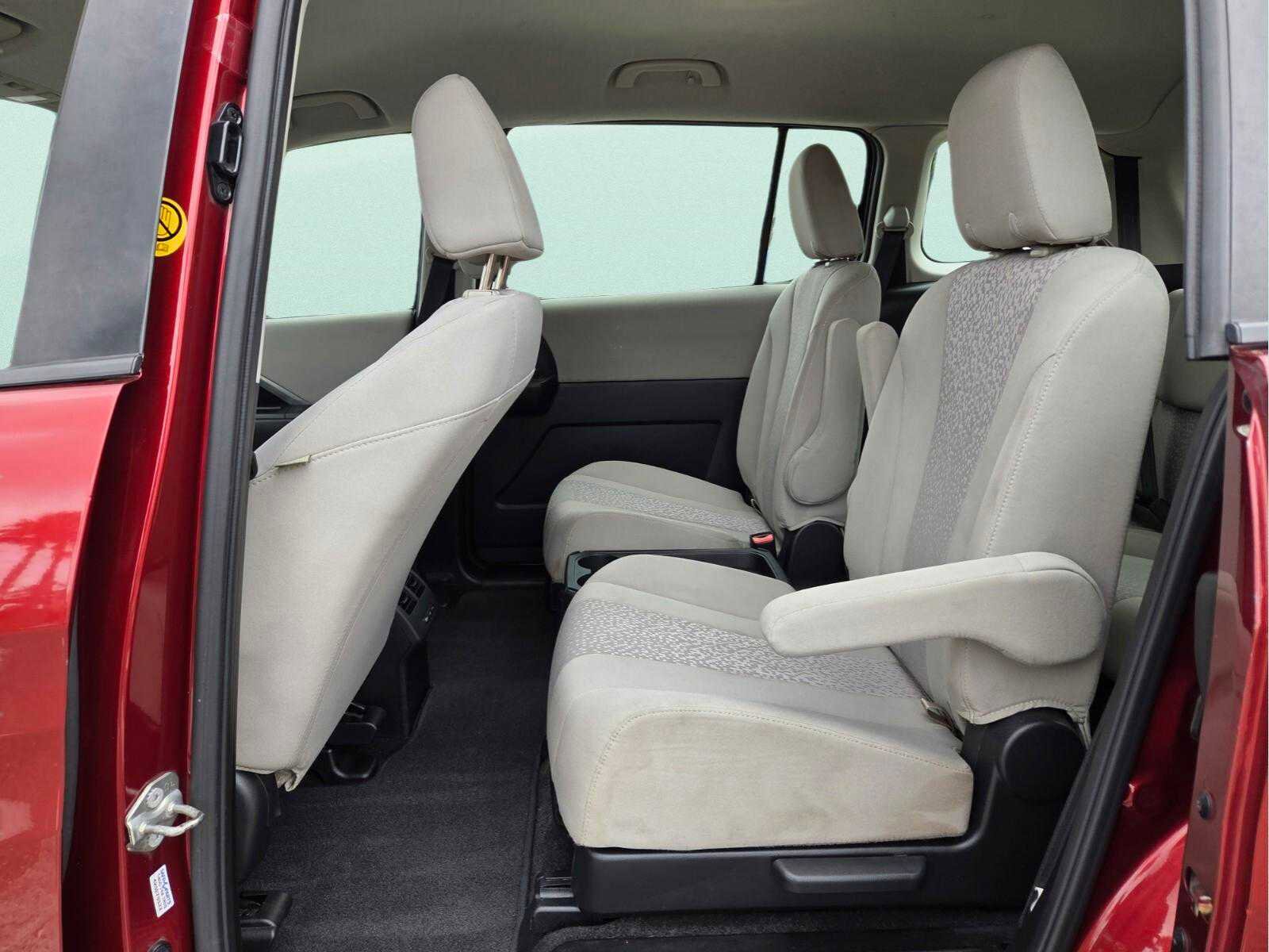 Used 2012 MAZDA MAZDA5 Sport FWD image 9