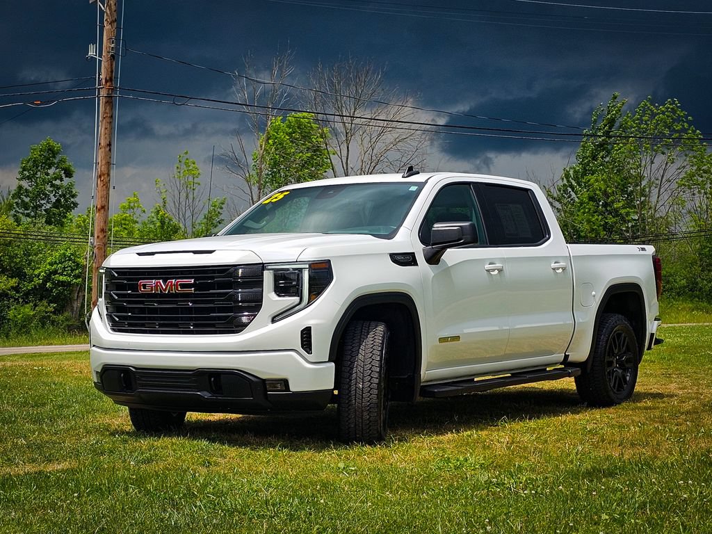 Used 2025 GMC Sierra 1500 Elevation w/ Preferred Package AWD/4WD image 8