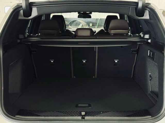 New 2026 BMW X3 xDrive30 w/ Premium Package image 9