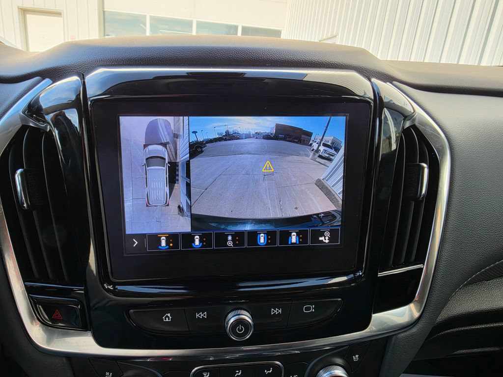 Used 2021 Chevrolet Traverse Premier AWD/4WD image 21