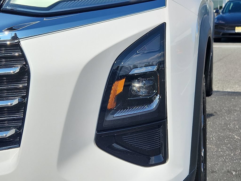 Certified 2026 Chevrolet Equinox LT FWD image 9