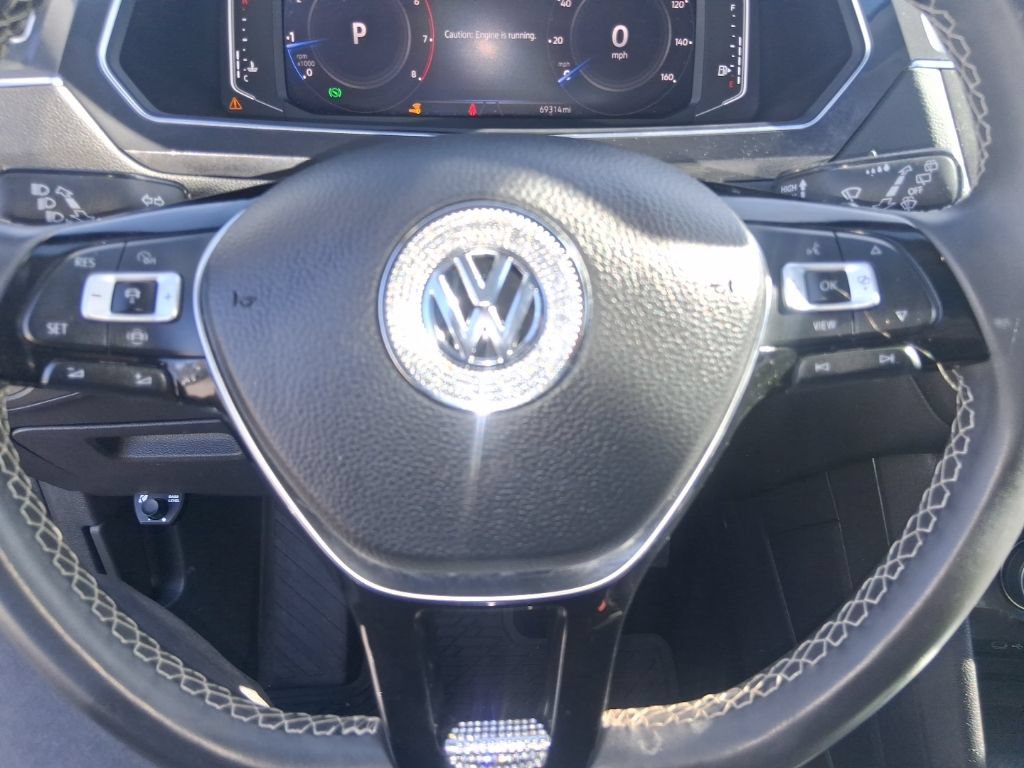 Used 2021 Volkswagen Tiguan SEL AWD/4WD image 15