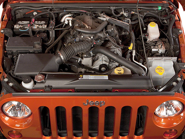 Used 2013 Jeep Wrangler Sport AWD/4WD image 16