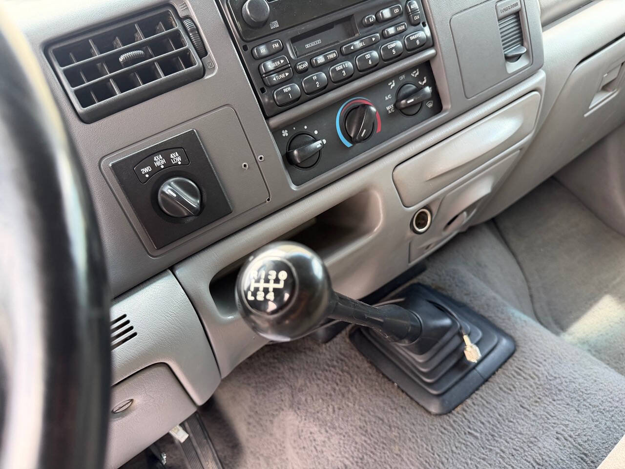 Used 2001 Ford F350 XLT AWD/4WD image 8